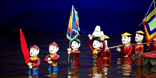 L art des marionnettes sur l’eau du Vietnam séduisent les Français