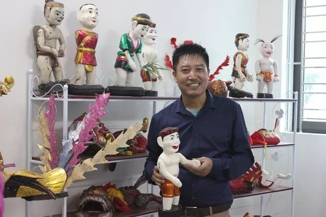 Hanoi possède deux scènes de marionnettes sur l’eau en miniature