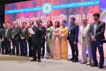 Présentation du Comité exécutif du mandat 2017-2021 de l’Association des Vietnamiens à Teplice