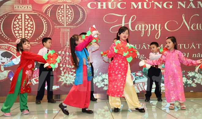 Les Vietnamiens à Hong Kong Chine célèbrent le Têt du Chien 2018