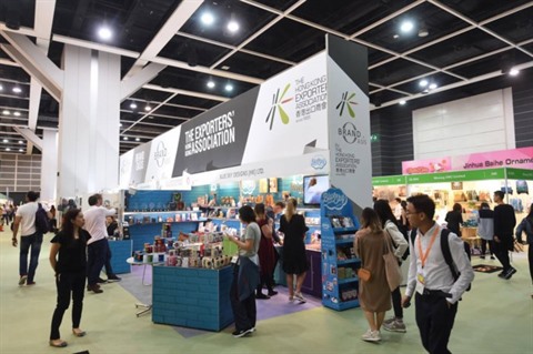 Hong Kong Chine , passerelle reliant les produits vietnamiens au monde