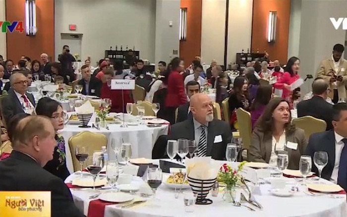 Le Consulat général du Vietnam au Texas accueille le Têt