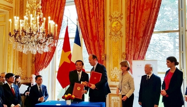 Coopération franco-vietnamienne resserrée dans les technologies spatiales et la propriété intellectuelle