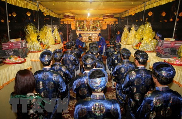 Hue rituel royal pour de bonnes récoltes et la prospérité