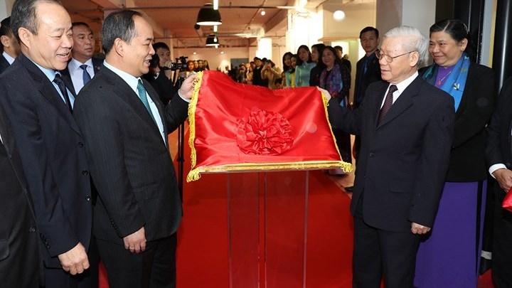 Inauguration du nouveau siège du Centre culturel du Vietnam en France