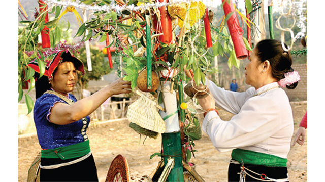 La fête originale «xên xo phôn» de l’ethnie Thai de la région du Tây Bac