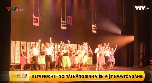 Singapour succès du spectacle annuel des étudiants vietnamiens de l Université nationale NUS