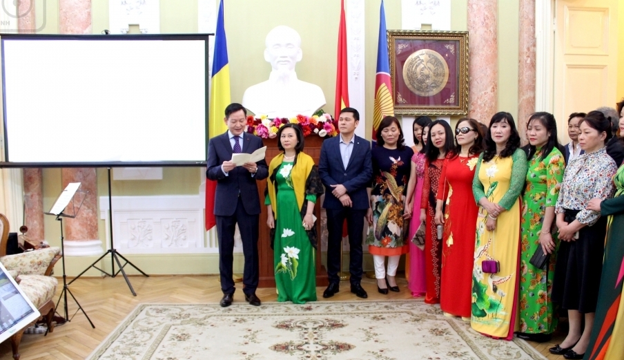Le nombre de travailleurs vietnamiens en Roumanie enregistre une forte augmentation