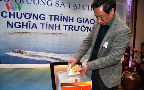 Un échange amical sur Truong Sa en Allemagne