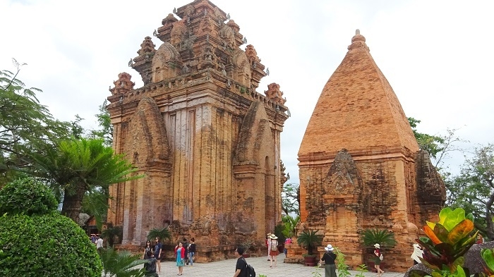 Ouverture de la Fête de la tour Ponagar à Nha Trang
