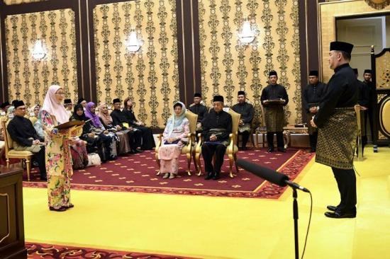 Malaisie des membres du cabinet prêtent serment