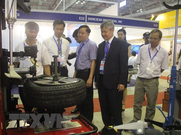 Saigon Autotech  Accessoires 2018 à HCM-V