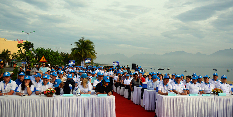 Lancement du programme Protégeons ensemble l océan