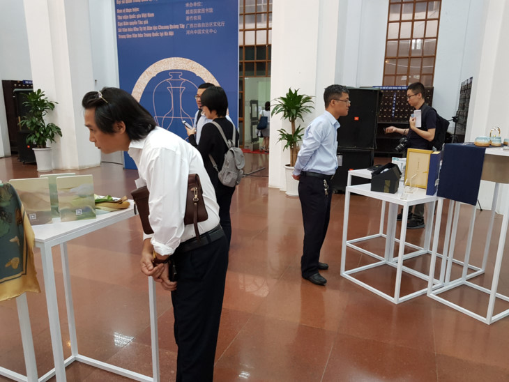 Une exposition promeut la coopération Vietnam-Chine dans l industrie culturelle