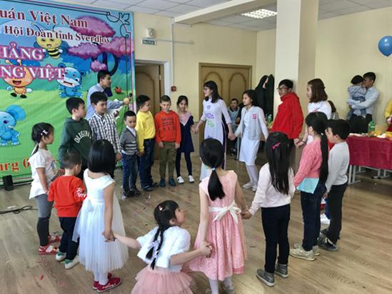 Ouverture d’une classe de vietnamien pour les Vietnamiens en Russie