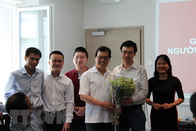 Création de l Association des experts vietnamiens en Suisse