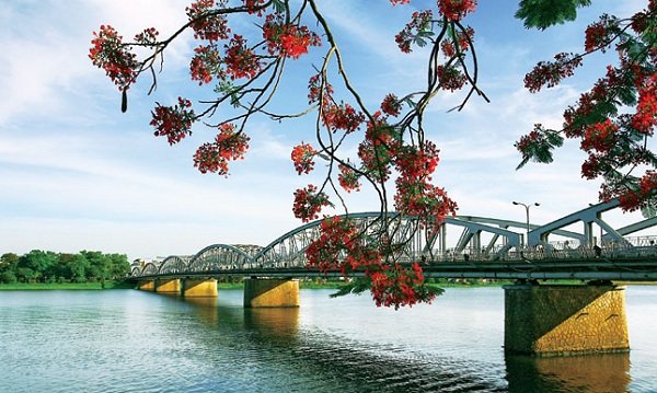 Thua Thiên –Huê  Lancement d un concours de photos sur le tourisme