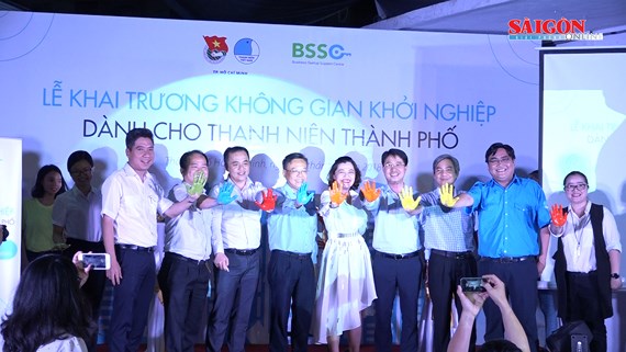 Ho Chi Minh-Ville ouverture d un espace start-up pour les jeunes