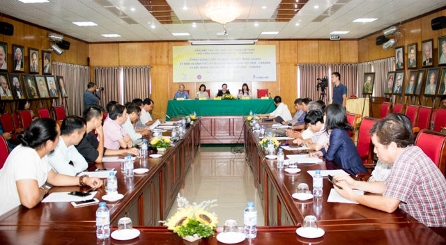 Lancement d un concours de logo pour marquer les 45 ans de relations diplomatiques Vietnam-Canada