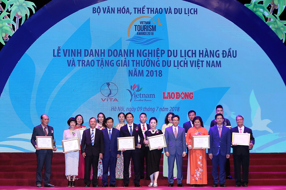 Remise du prix du tourisme du Vietnam 2018