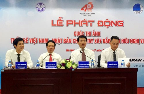 Lancement d un concours de photos sur l amitié entre le Vietnam et le Japon