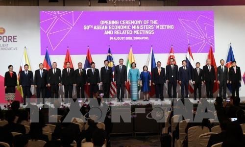 L ASEAN s efforce de promouvoir sa communauté économique