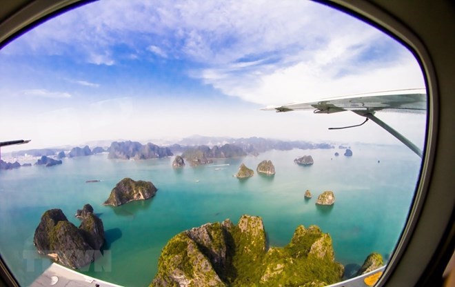 Le secteur touristique de Quang Ninh accueille 10 millions de visiteurs depuis janvier