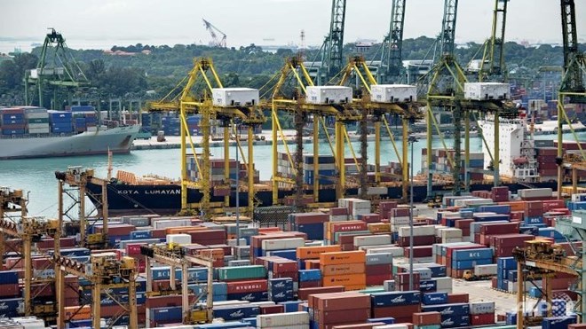 Les exportations de Singapour maintiennent leur croissance en août