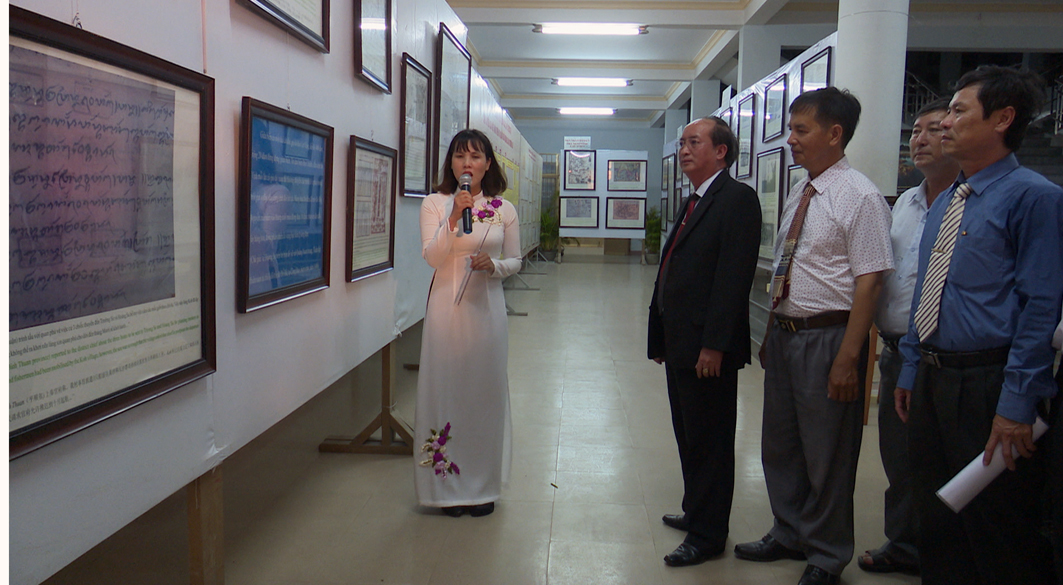 Exposition «Hoang Sa, Truong Sa  preuves historiques et juridiques» à Phu Yên