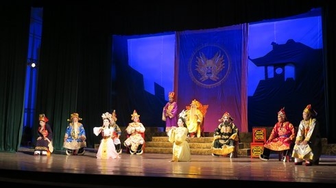 Festival national des arts traditionnels du Vietnam à Quang Ngai