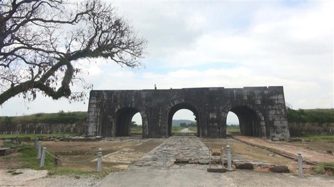 Une aide américaine pour conserver la citadelle de la dynastie des Hô