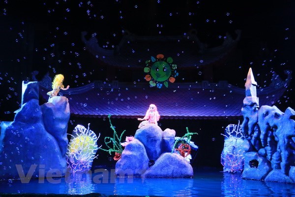 Le Vietnam parle de changement climatique au festival international de marionnettes