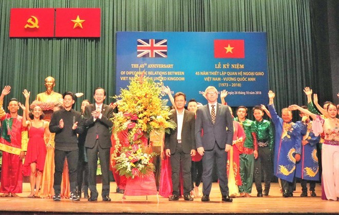Célébration des 45 ans de l’établissement des liens diplomatiques Vietnam-Royaume-Uni