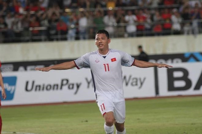 AFF Suzuki Cup 2018 le Vietnam bat le Laos 3-0 en match d ouverture