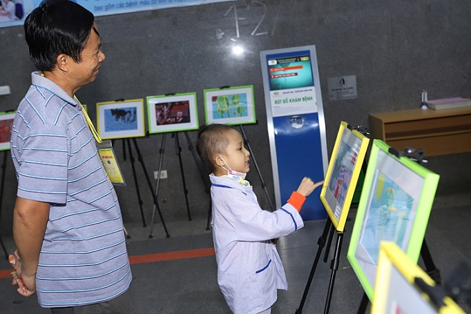L’exposition “Green Hope” au chevet des patients pédiatriques
