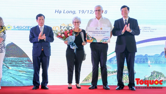 Le Vietnam accueille son 15e million touriste étranger
