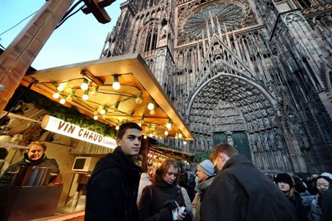 Fusillade à Strasbourg deux morts et dix blessés, le tireur en fuite
