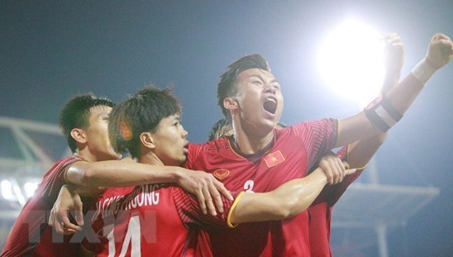 AFF Suzuki Cup  Le PM encourage le Onze national avant la finale