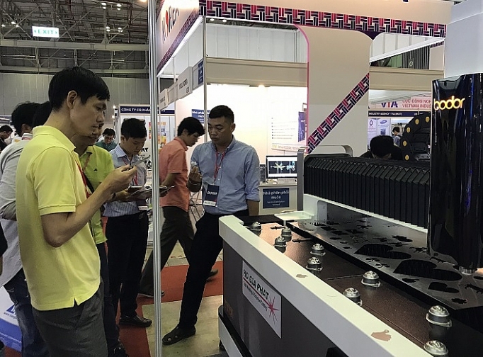 Ouverture des expositions internationales sur les machines industrielles au Vietnam