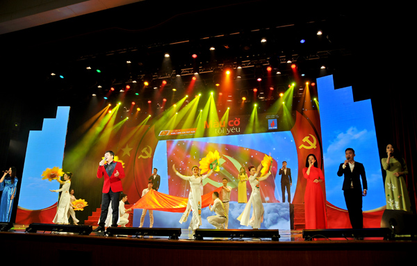 Glorieux des chansons sur le Parti