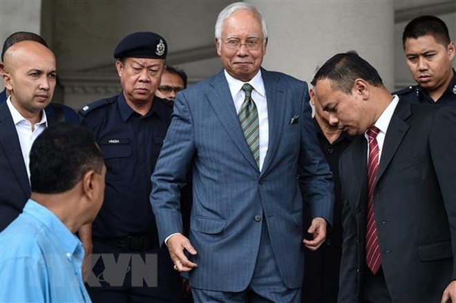 Najib Razak et l ancien PDG de la 1MDB poursuivis en justice pour tentative de falsification