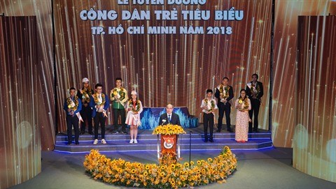 Neuf jeunes citoyens exemplaires de Hô Chi Minh-Ville à l’honneur