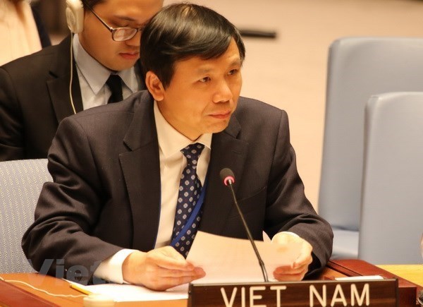 Le Vietnam affirme les efforts de l’ASEAN pour réduire l’écart de développement