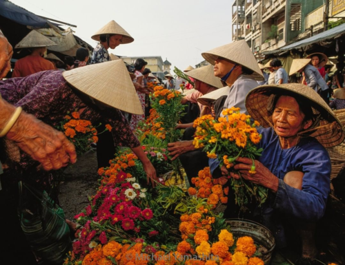 Une photo d un marché aux fleurs de Can Tho prise en 1991 présentée dans un magazine américain