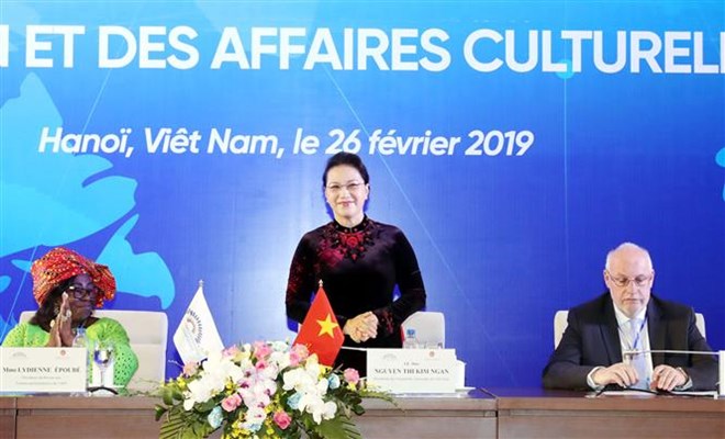 Le Vietnam appelle à renforcer la solidarité et la coopération francophones