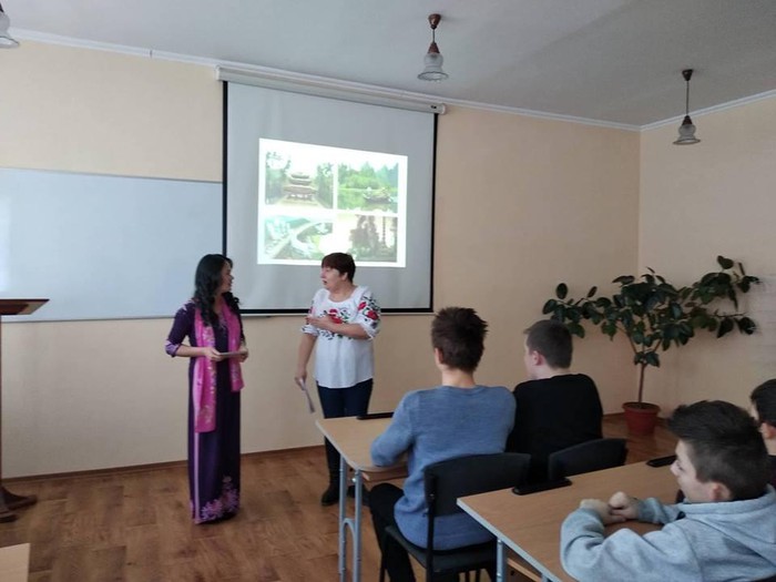 Journée internationale de la langue maternelle un échange en Ukraine