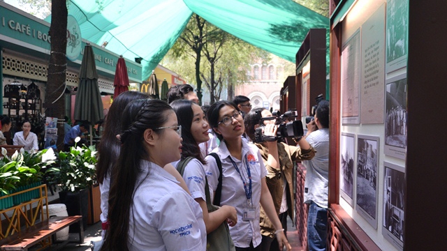 Exposition sur la visite de la première délégation de l’Assemblée nationale vietnamienne en France