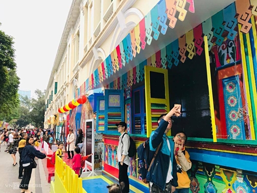 Le festival de Singapour 2019 s ouvre au centre-ville de Hanoi