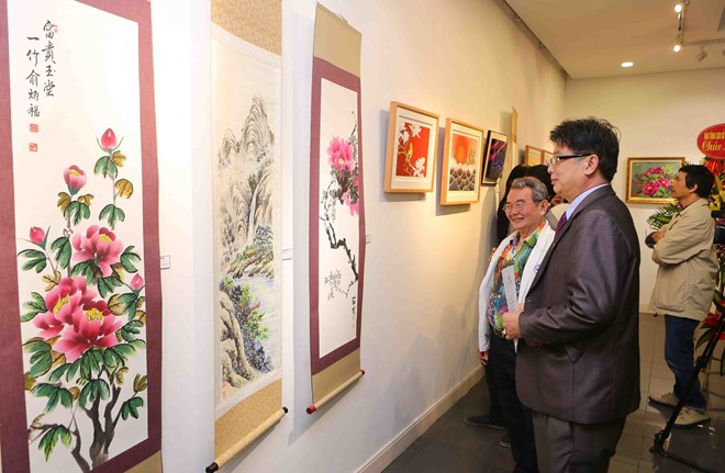 Exposition d échange international des beaux-arts Vietnam – R de Corée à Hanoï