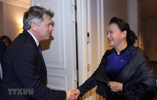 La présidente de l’AN Nguyên Thi Kim Ngân rencontre le secrétaire national du PCF